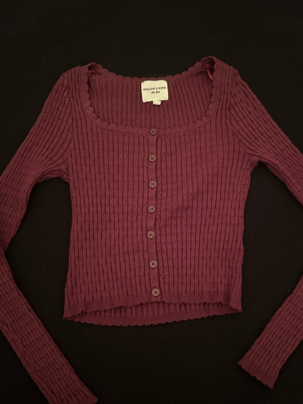 Willow and wind Women's Ribbed Scoop Neck Button-Front Top - Plum